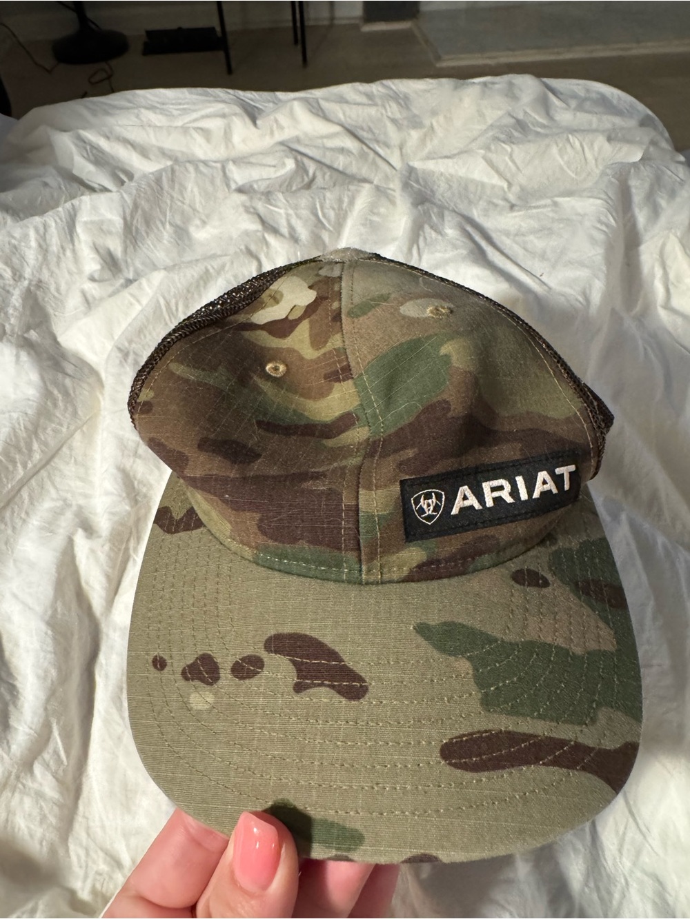 Arita Richardson 862 Multicam Camo Mesh SnapBack Trucker Hat EUC Western Ranch - Picture 2 of 5